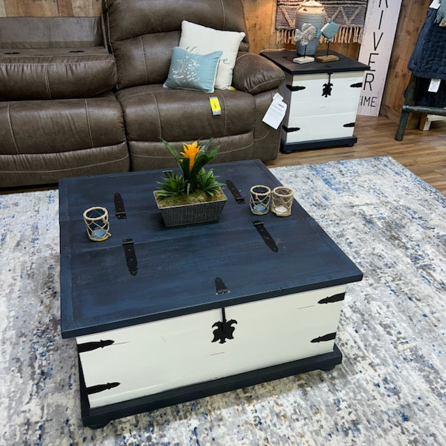 Cape Cod Trunk End Table (CLOSEOUT)